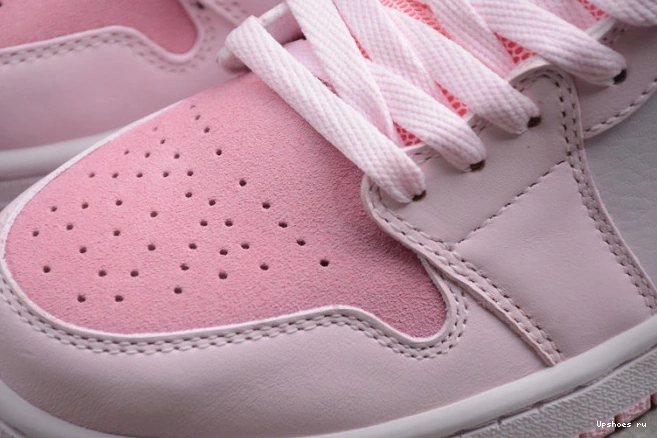 (W) 1 Pink Jordan CW5379-600 Digital Mid Air 1002